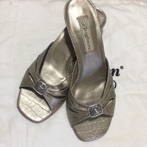 Brighton sandals w heels